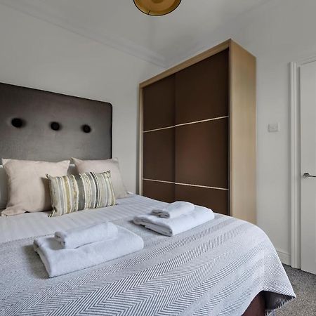 The West Kensington Apartments Лондон Экстерьер фото